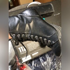 Brash heeled boots